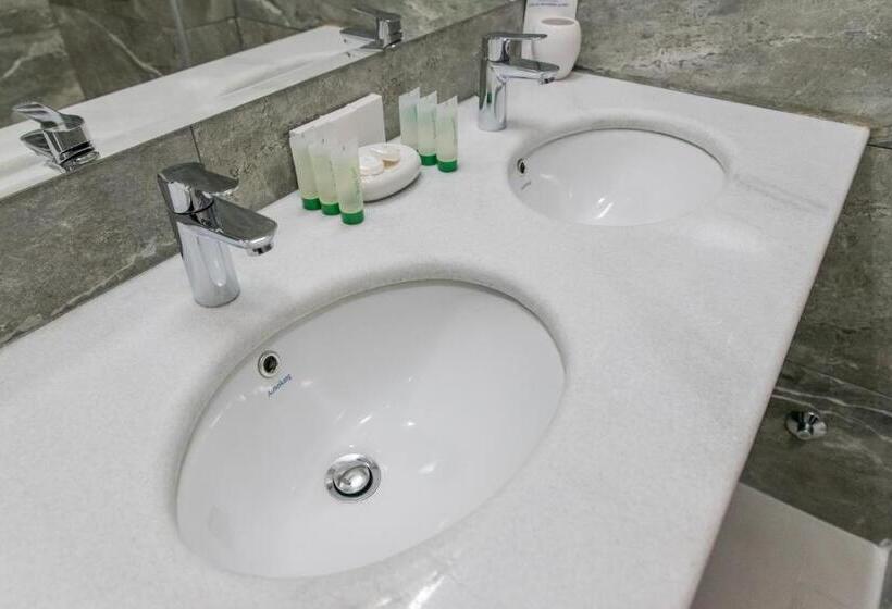 آپارتمان لوکس 1 خوابه, Crnogorska Kuća