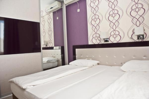 اتاق اکونومی, Crnogorska Kuća