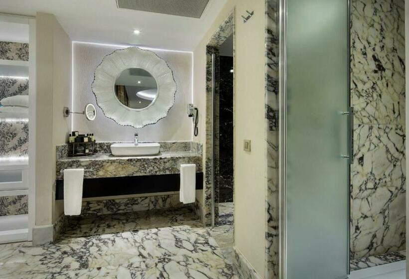 Вилла с 1 спальней и бассейном, Granada Luxury Belek   Family Kids Concept