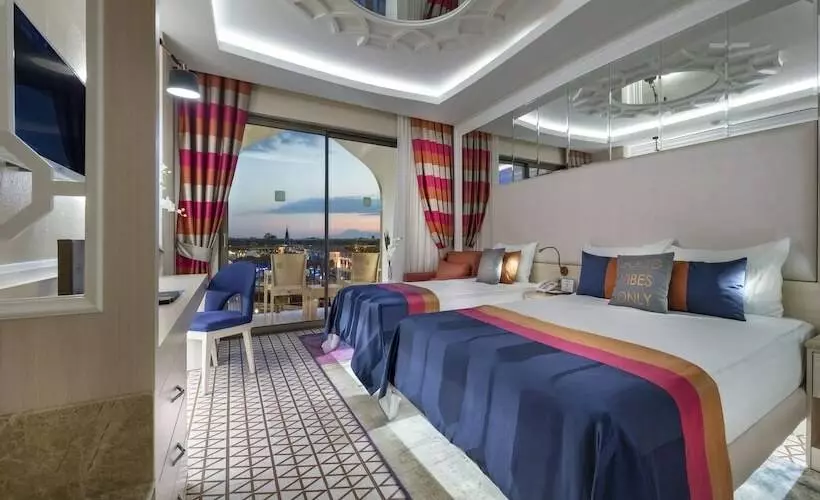プールビュースタンダードルーム, Granada Luxury Belek Family Kids Concept