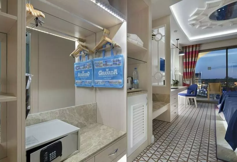 プールビュースタンダードルーム, Granada Luxury Belek Family Kids Concept