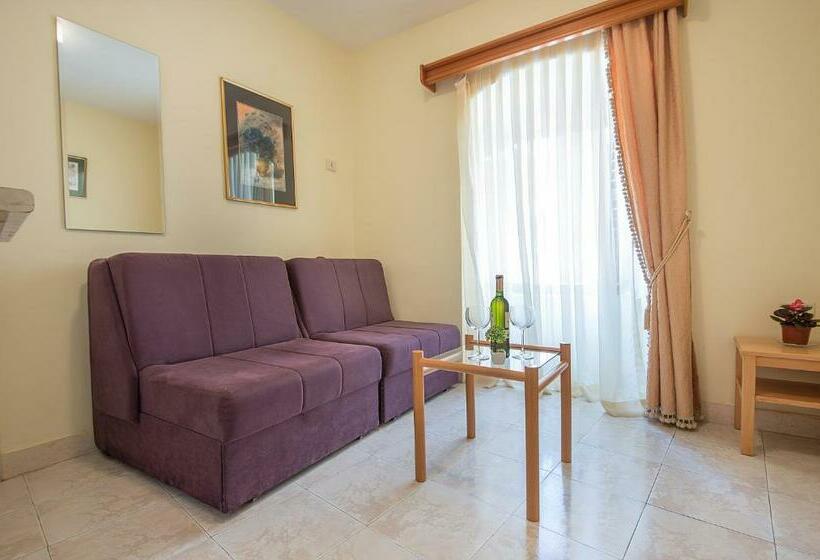 Standard Studio, Rendez Vous