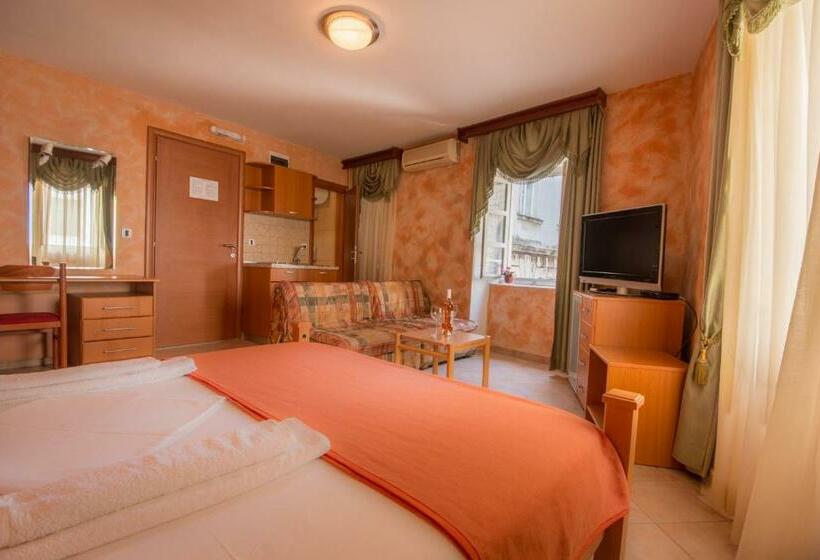 City View Suite, Rendez Vous