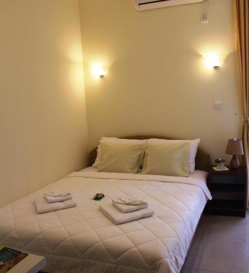 Standard Room with Balcony Side Sea View, Swiss Residence Montenegro