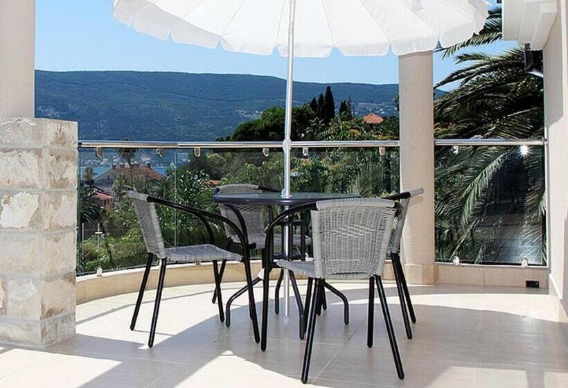 اتاق استاندارد با بالکن و چشمانداز دریا, Swiss Residence Montenegro