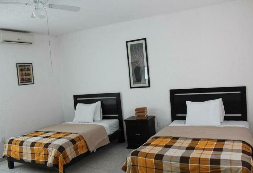 غرفه قياسيه سريرين مزدوجين, Villas Cuernavaca