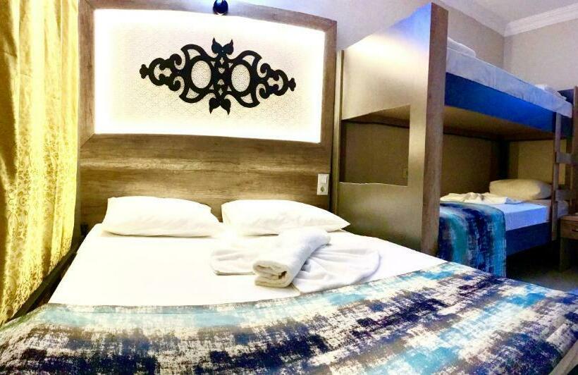 اتاق استاندارد سه نفره, Star Palace