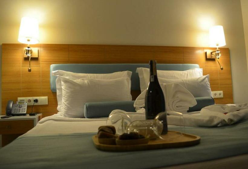 חדר דלוקס צדדי נוף לים, Sardinia Otel