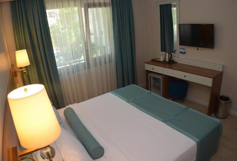 חדר סטנדרט נוף לגינה, Sardinia Otel