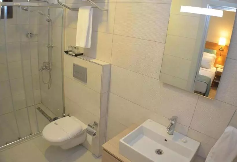 ガーデンビュースタンダードルーム, Sardinia Otel