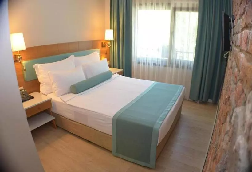 ガーデンビュースタンダードルーム, Sardinia Otel