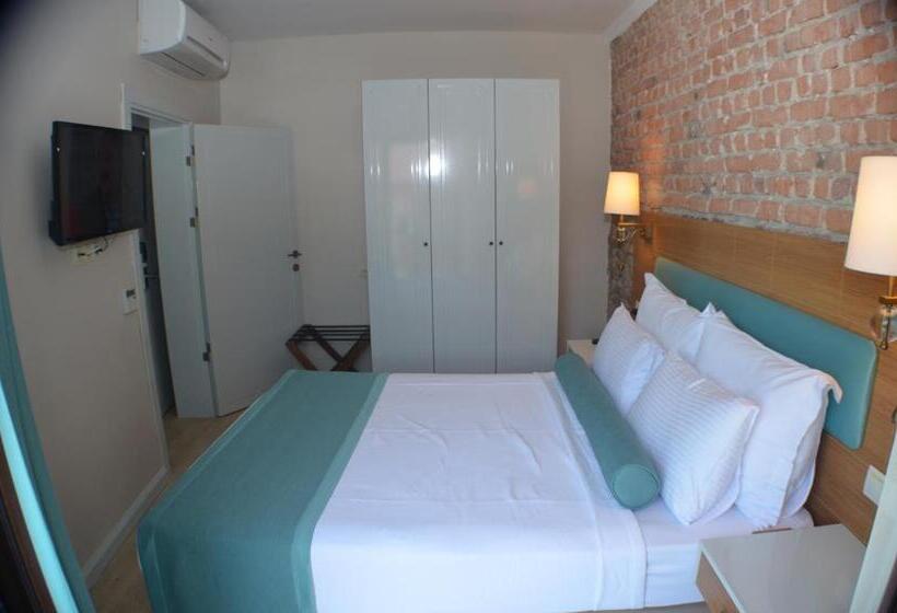 חדר משפחתי צדדי נוף לים, Sardinia Otel