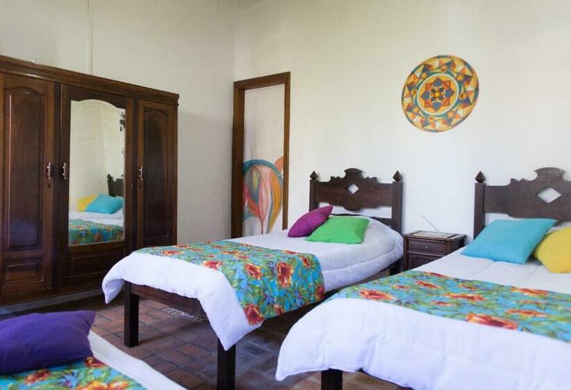 标准三人间, Pousada Chácara Rama