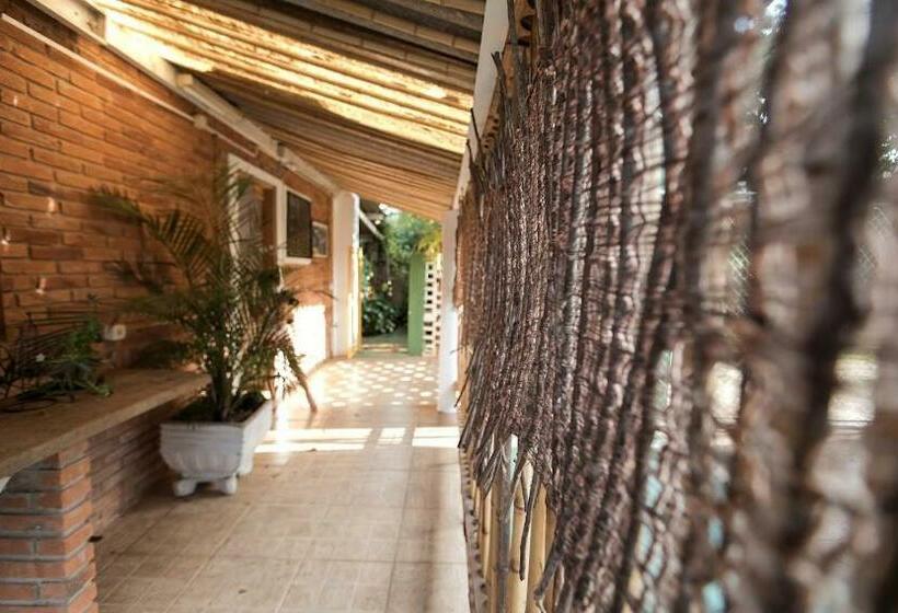 家庭间, Pousada Chácara Rama