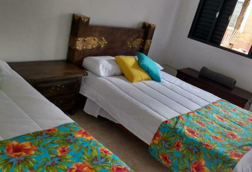 家庭间, Pousada Chácara Rama