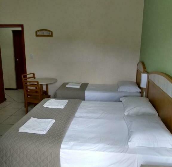 غرفة قياسية ثلاثية, Pousada Esquina Do Sol