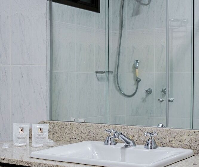 Номер Deluxe, Astron Ponta Grossa Plaza By Nobile