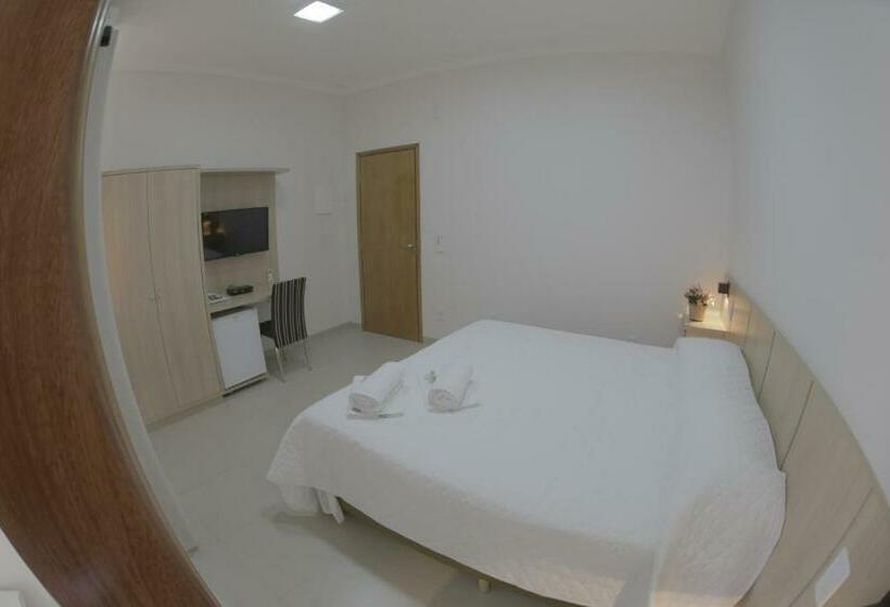 غرفة قياسية, San Gennaro