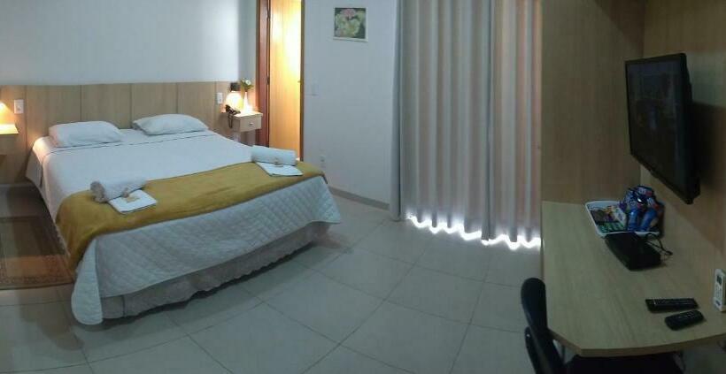 غرفة قياسية, San Gennaro