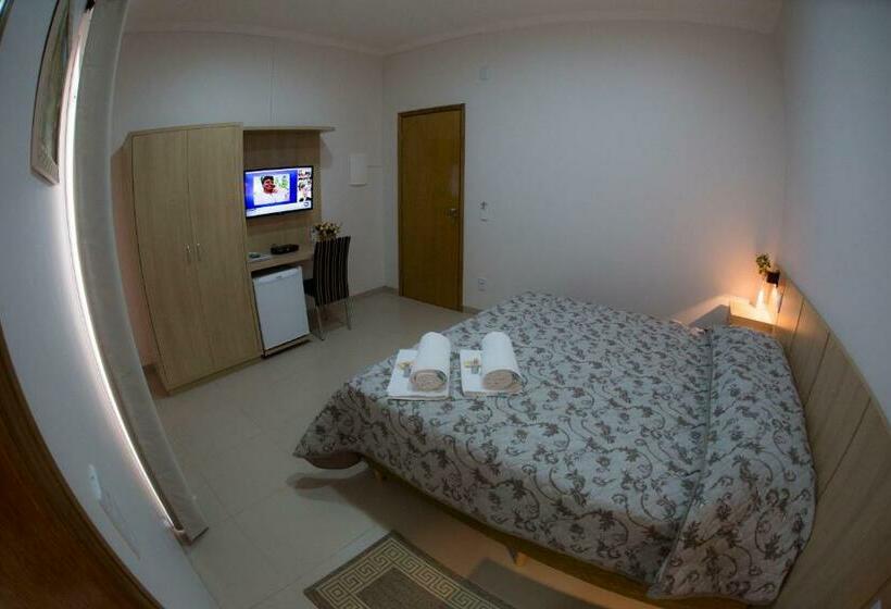 غرفة قياسية, San Gennaro