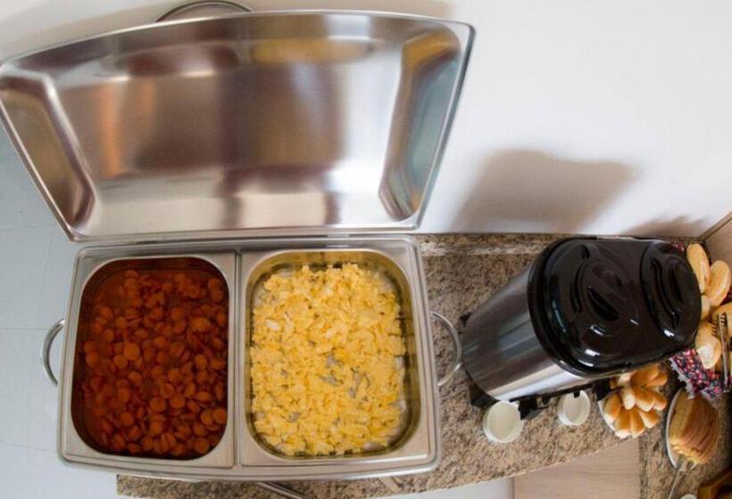 غرفة قياسية, San Gennaro