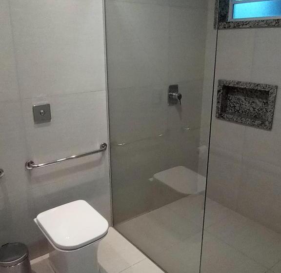 חדר משפחתי, Smart