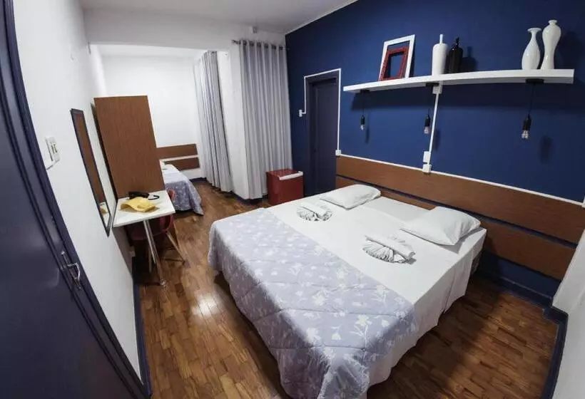 スタンダードトリプルルーム, Mova Hotel D Oeste   Localizado Em Frente A Praça Principal Da Cidade, Na área Central   Pé Na Praça