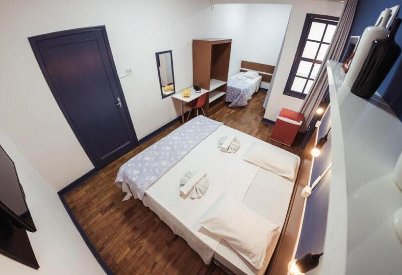 Номер Стандарт Трехместный, Mova Hotel D Oeste Localizado Em Frente A Praça Principal Da Cidade, Na área Central Pé Na Praça