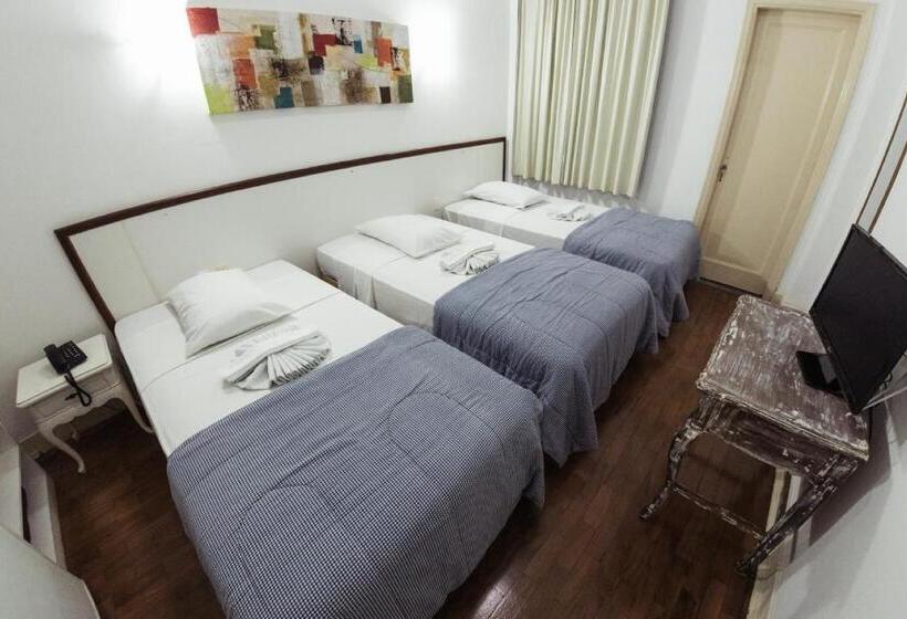 Номер Стандарт Трехместный, Mova Hotel D Oeste Localizado Em Frente A Praça Principal Da Cidade, Na área Central Pé Na Praça