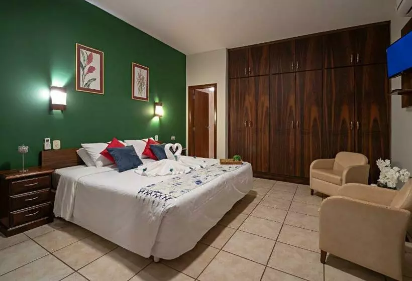 Standard Kolmen Hengen Huone Parveke, Santa Eliza Eco Resort
