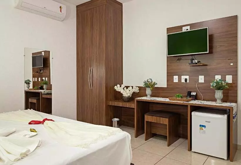 Deluxe Neljän Hengen Huone, Santa Eliza Eco Resort