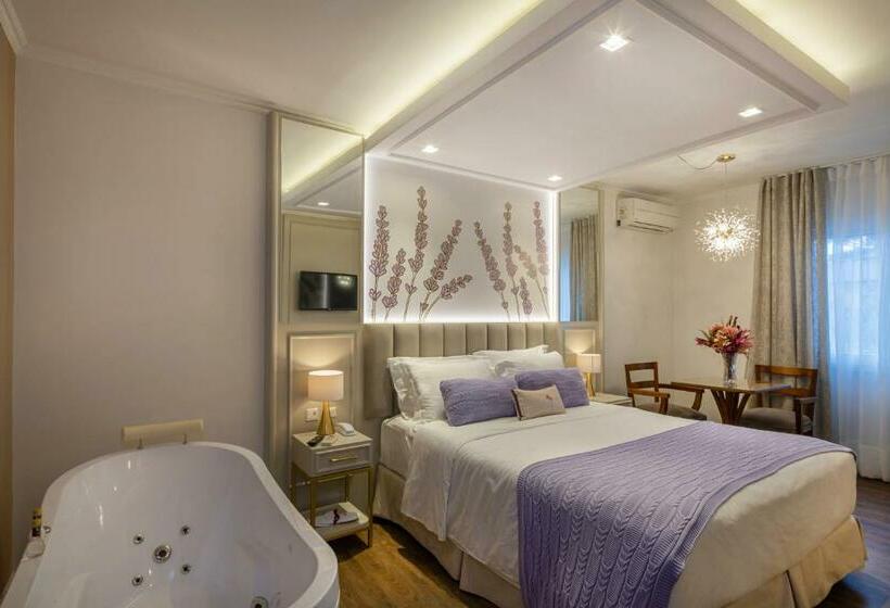 디럭스 스위트, Blumen Hotel Boutique