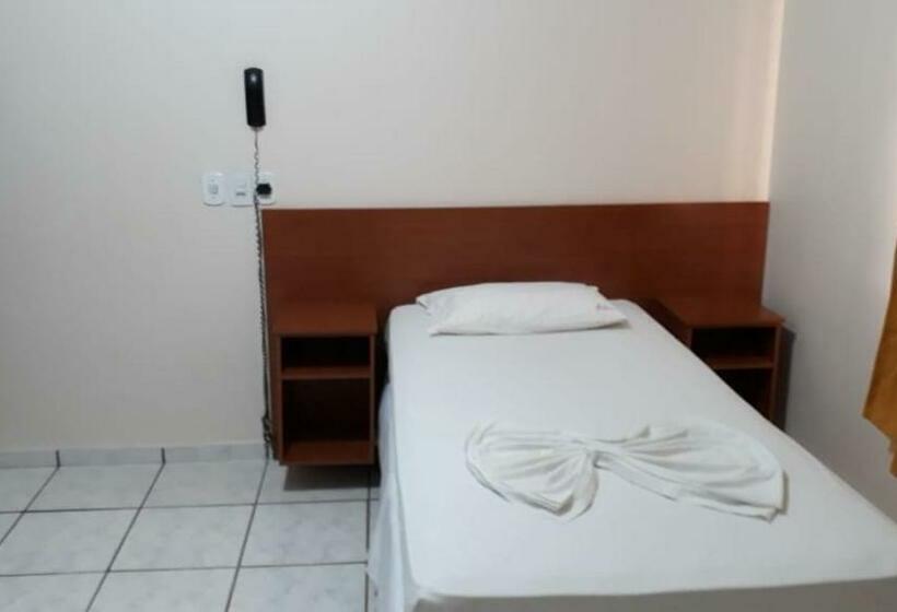 Quarto Estandar Individual, Cancioneiro