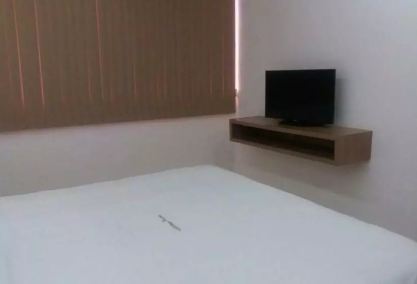 Single Deluxe Room
