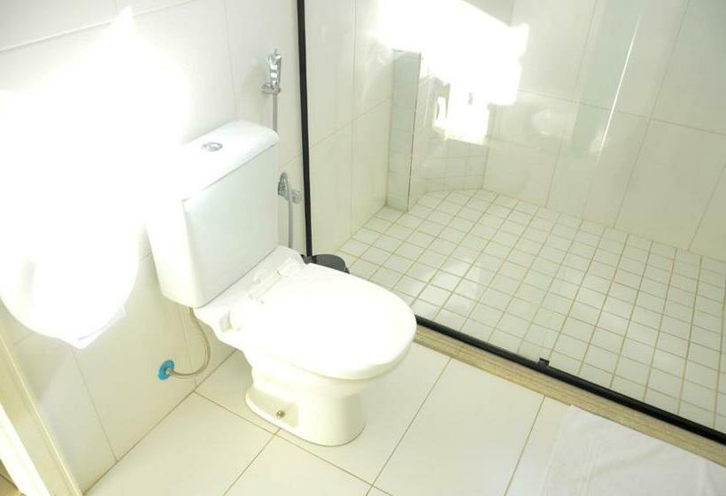 Трехместный Номер Deluxe, Equatorial