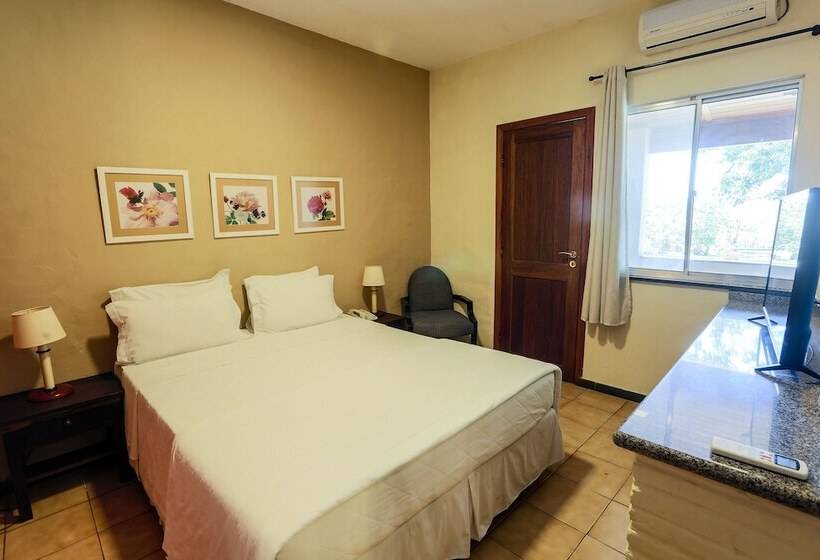 Cameră Familiară, Fazenda Sete Lagos