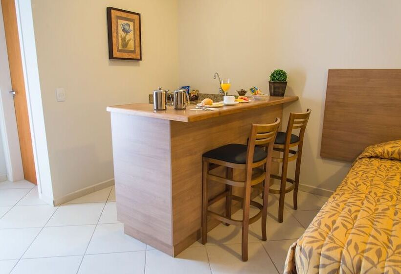 Üç Kişilik Standart Oda, Lazuli