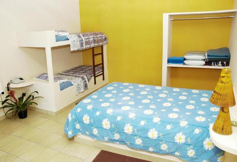 غرفة إقتصادية, Marina Clube De Pesca