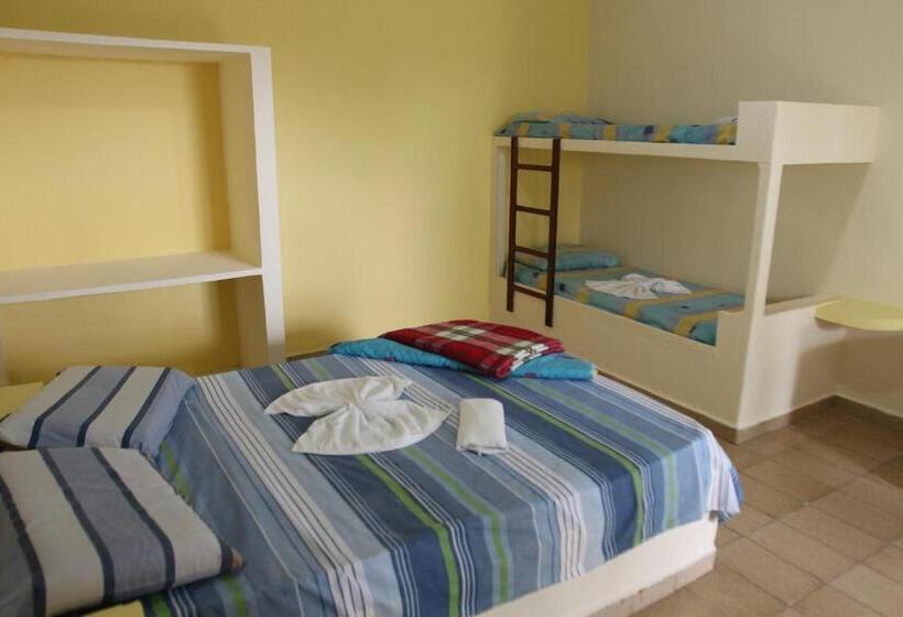 غرفة قياسية رباعية, Marina Clube De Pesca