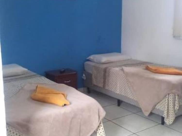 غرفة إقتصادية, Marina Clube De Pesca