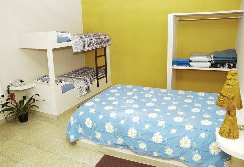 Quarto Economy, Marina Clube De Pesca