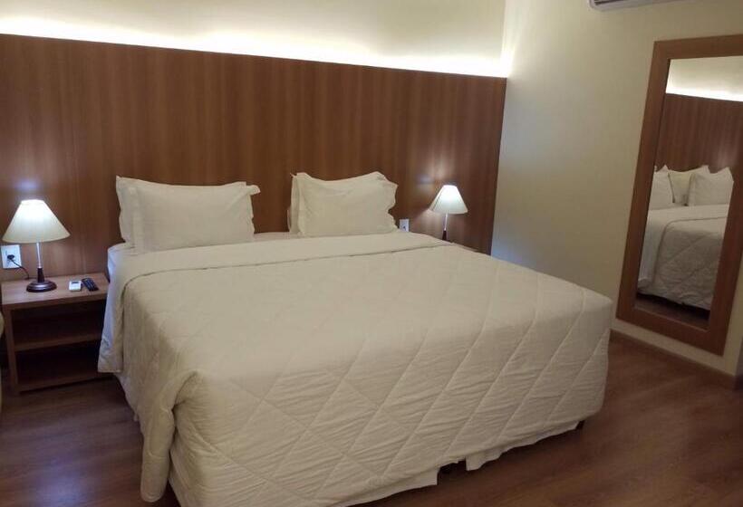 جناح مزود بجاكوزى, Mirante Flat