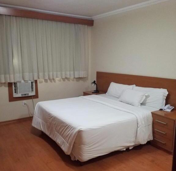 جناح جونيور, Mirante Flat