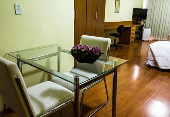 جناح جونيور, Mirante Flat