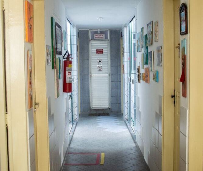 غرفة قياسية ثلاثية, Pilao