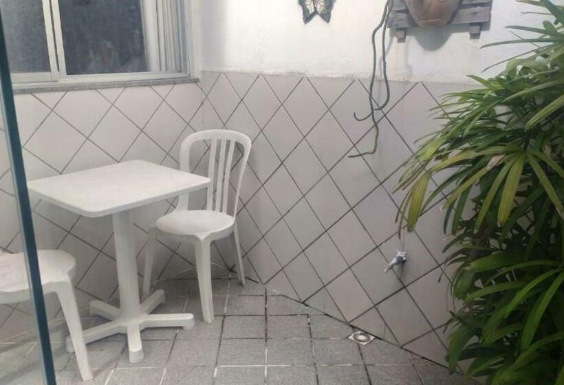 غرفة قياسية ثلاثية, Pilao