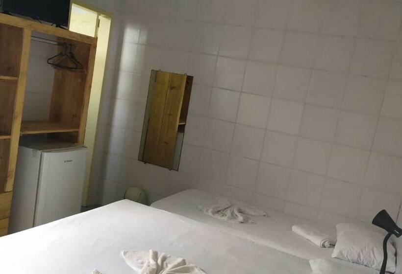 غرفة قياسية ثلاثية, Pilao