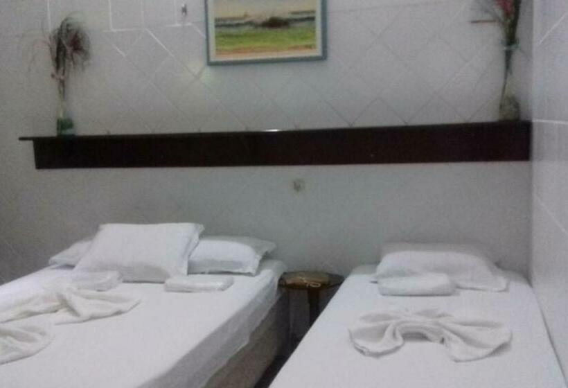 غرفة قياسية ثلاثية, Pilao