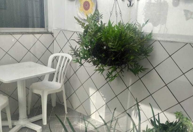 غرفة قياسية ثلاثية, Pilao