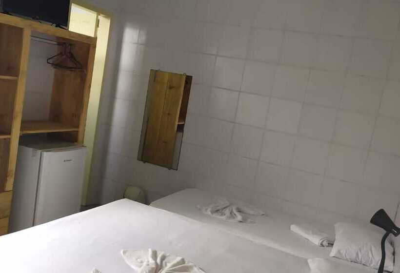 غرفة قياسية ثلاثية, Pilao